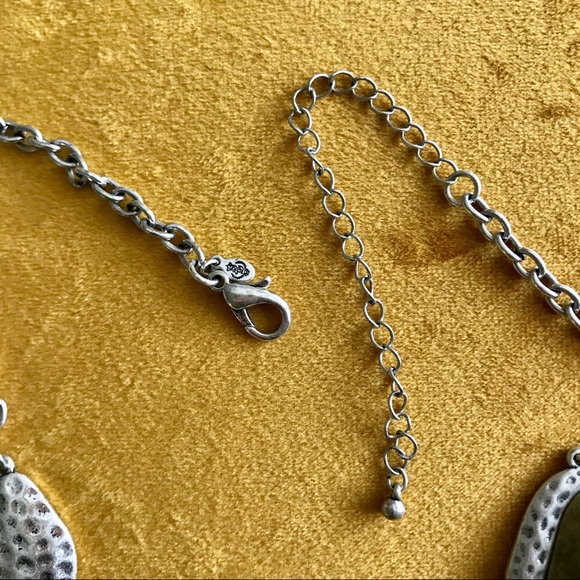 \\ Premier Designs | Neutral Stone Necklace - Picture 3 of 4